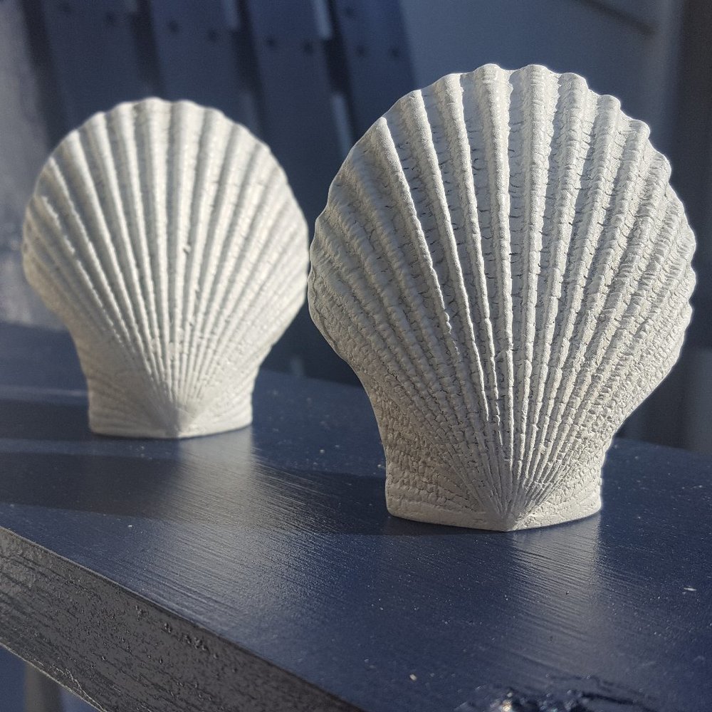 2  Large Lamp FINIALS - Shell Design 3"x3"